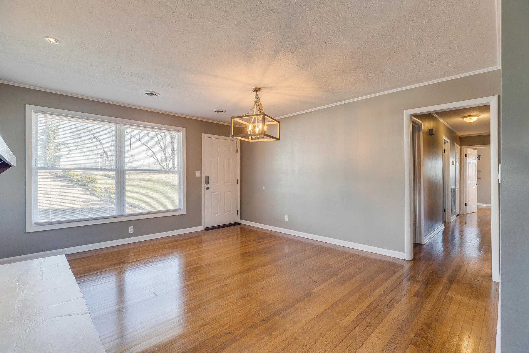 3648 Crest Road Kingsport, TN 37664 - Photo 13 of 57 007