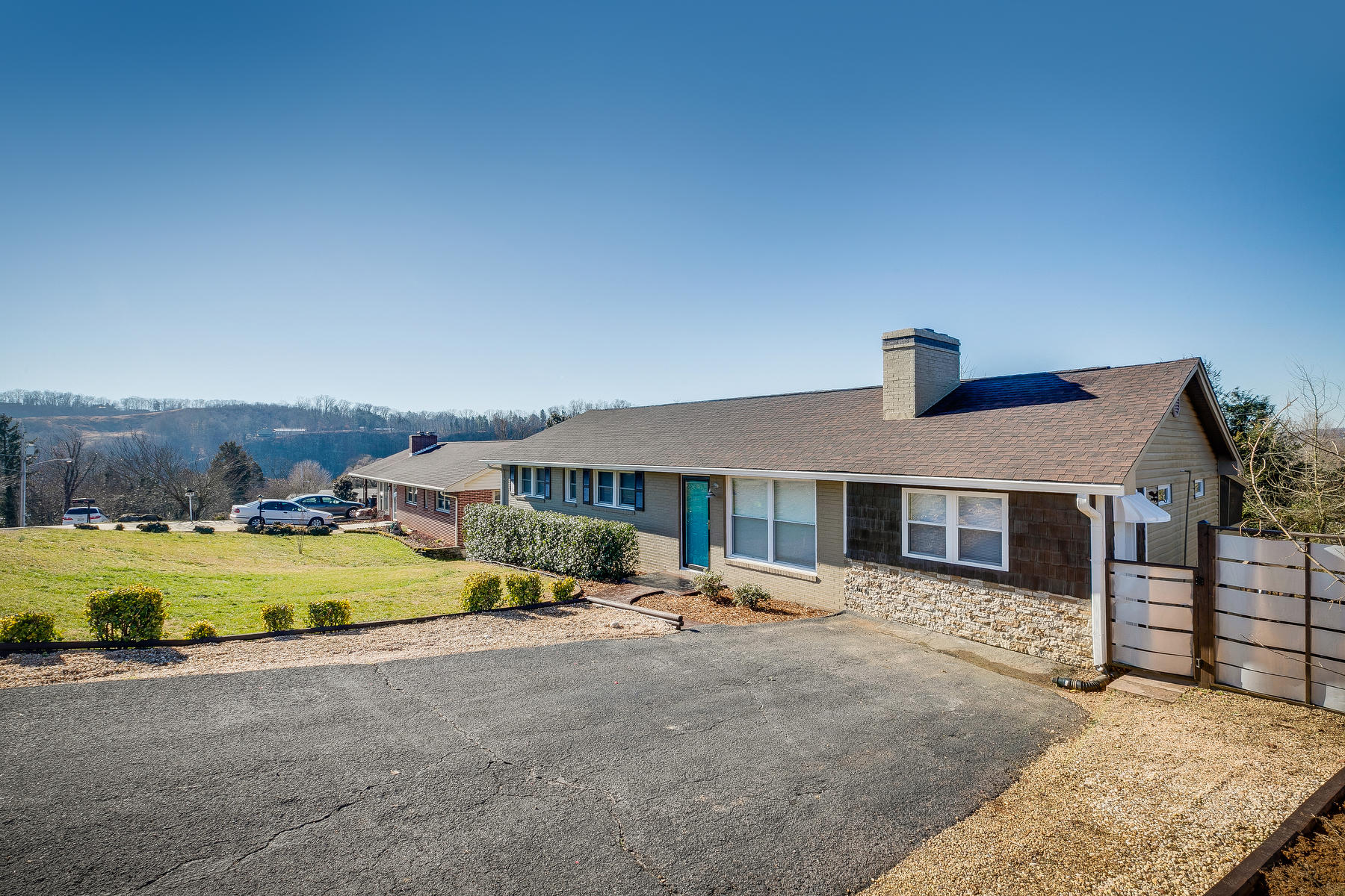 3648 Crest Road Kingsport, TN 37664 - Photo 3 of 57 003