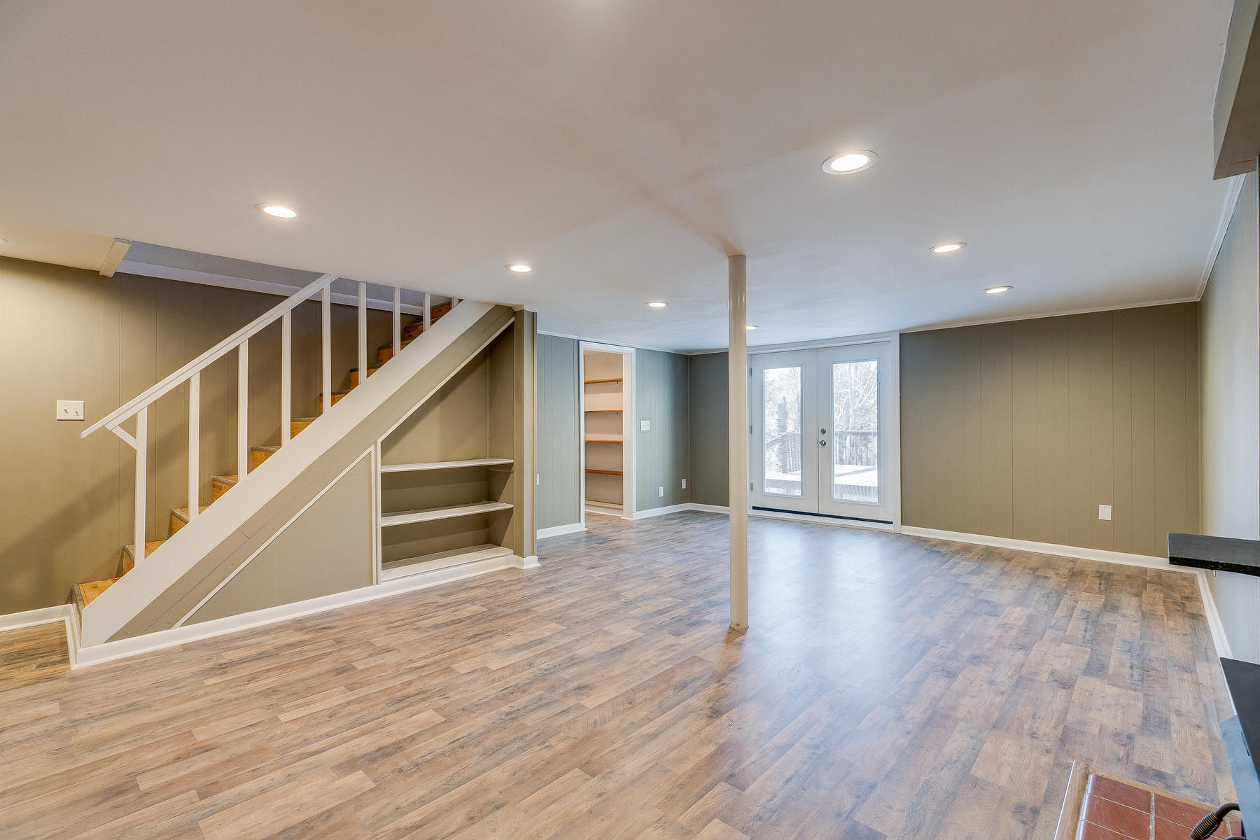 3648 Crest Road Kingsport, TN 37664 - Photo 40 of 57 034