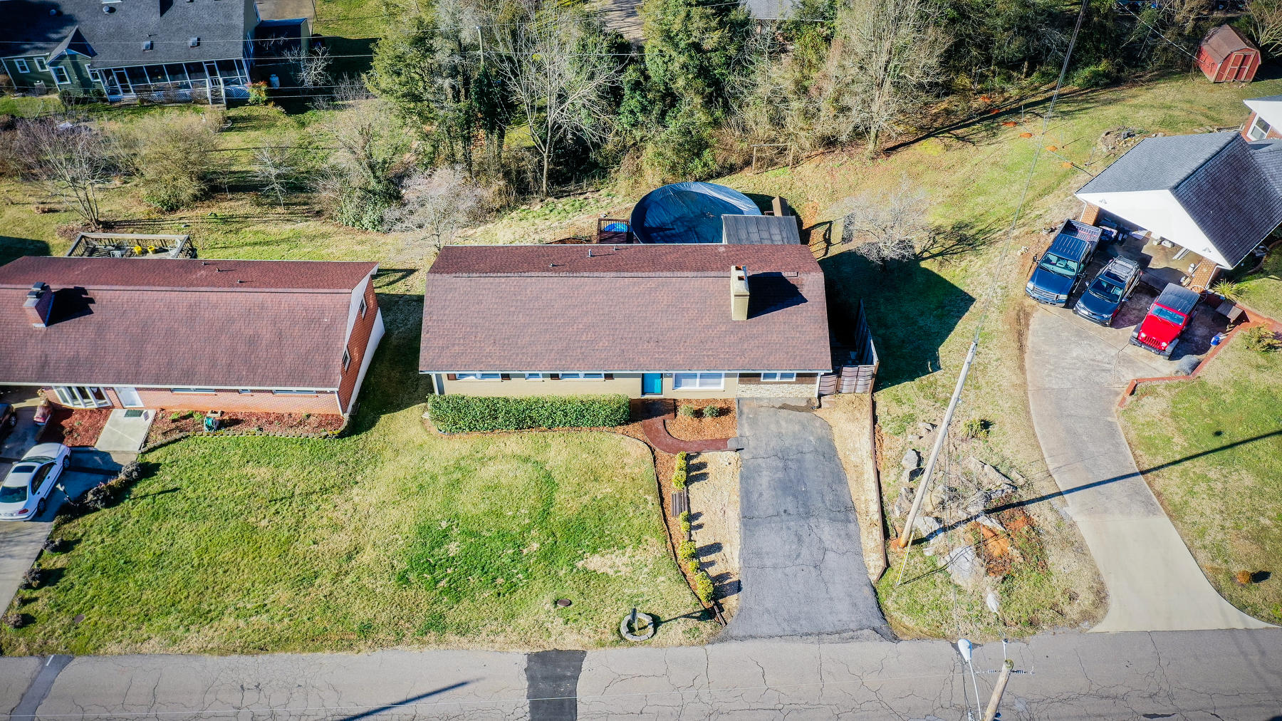 3648 Crest Road Kingsport, TN 37664 - Photo 4 of 57 101