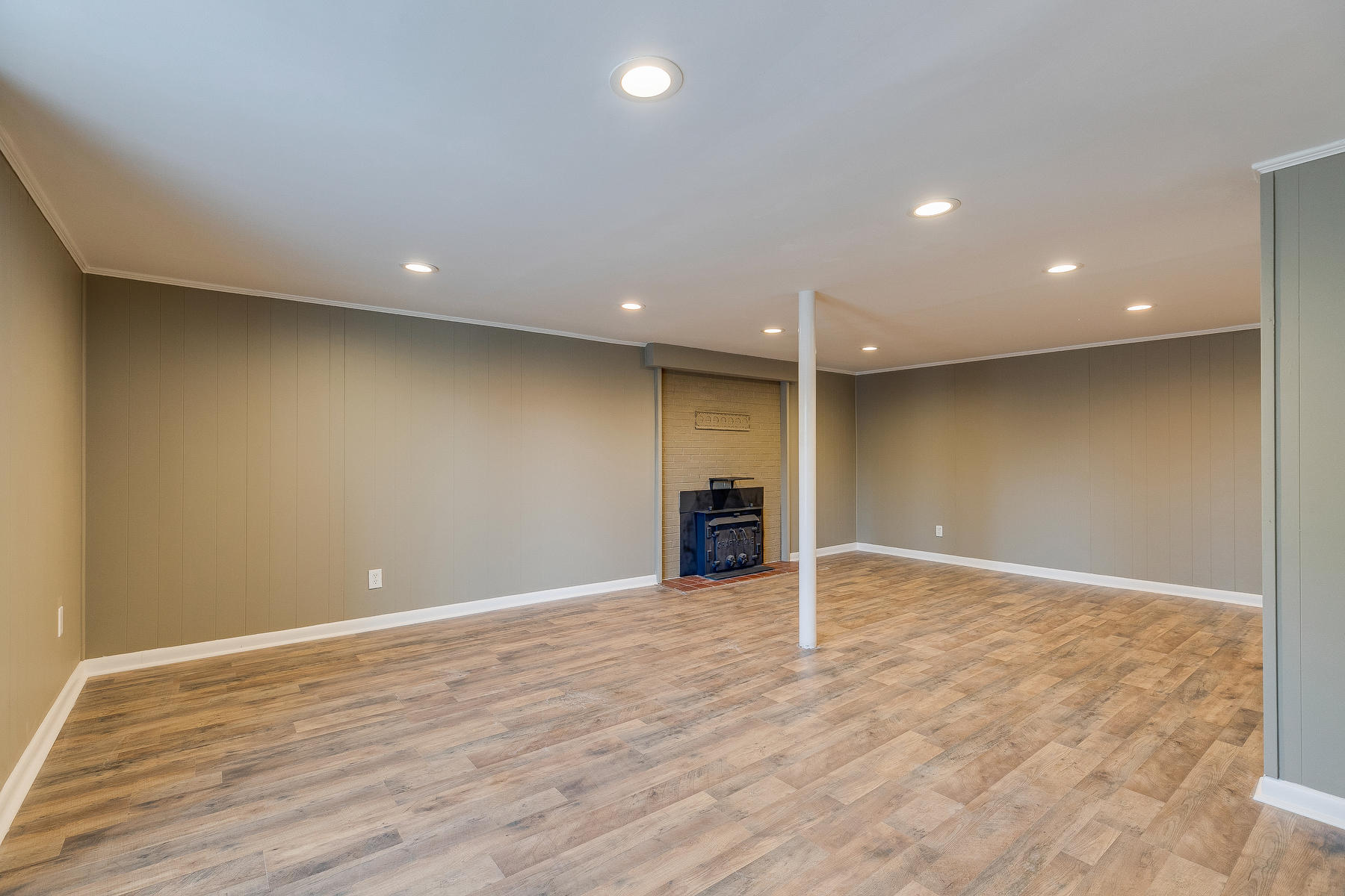 3648 Crest Road Kingsport, TN 37664 - Photo 42 of 57 036