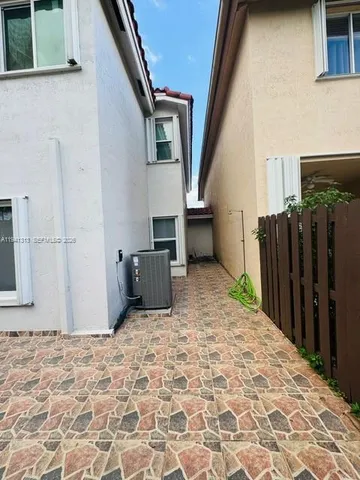 $5,400 | 10919 Northwest 67th Terrace, Doral, FL 33178