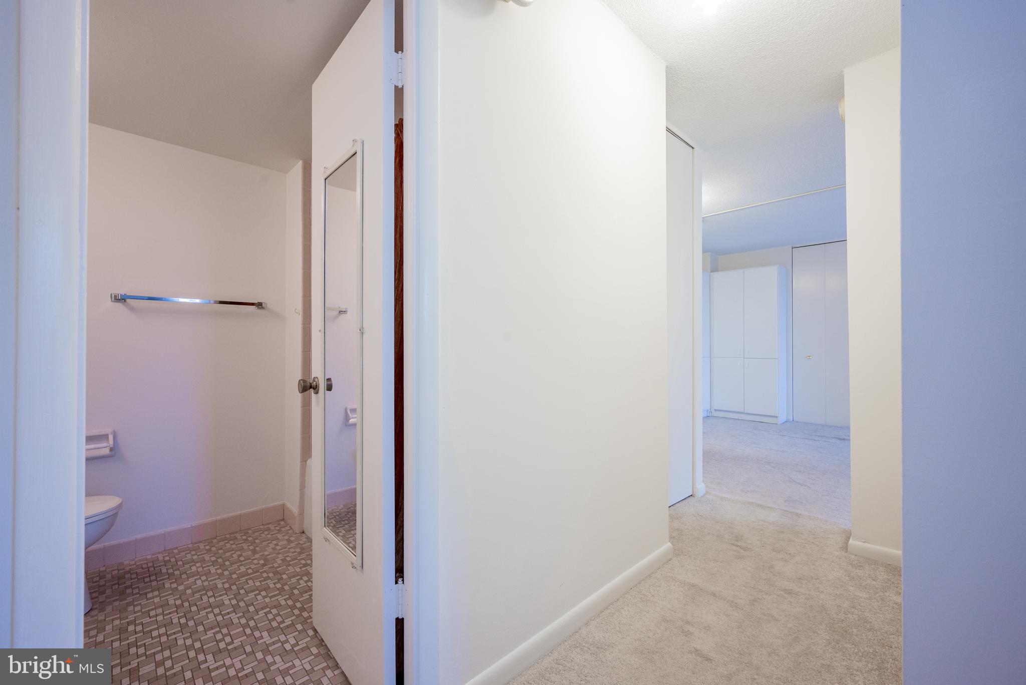 2016 Naamans Road, Unit B12 Wilmington, DE 19810 - Photo 14 of 20