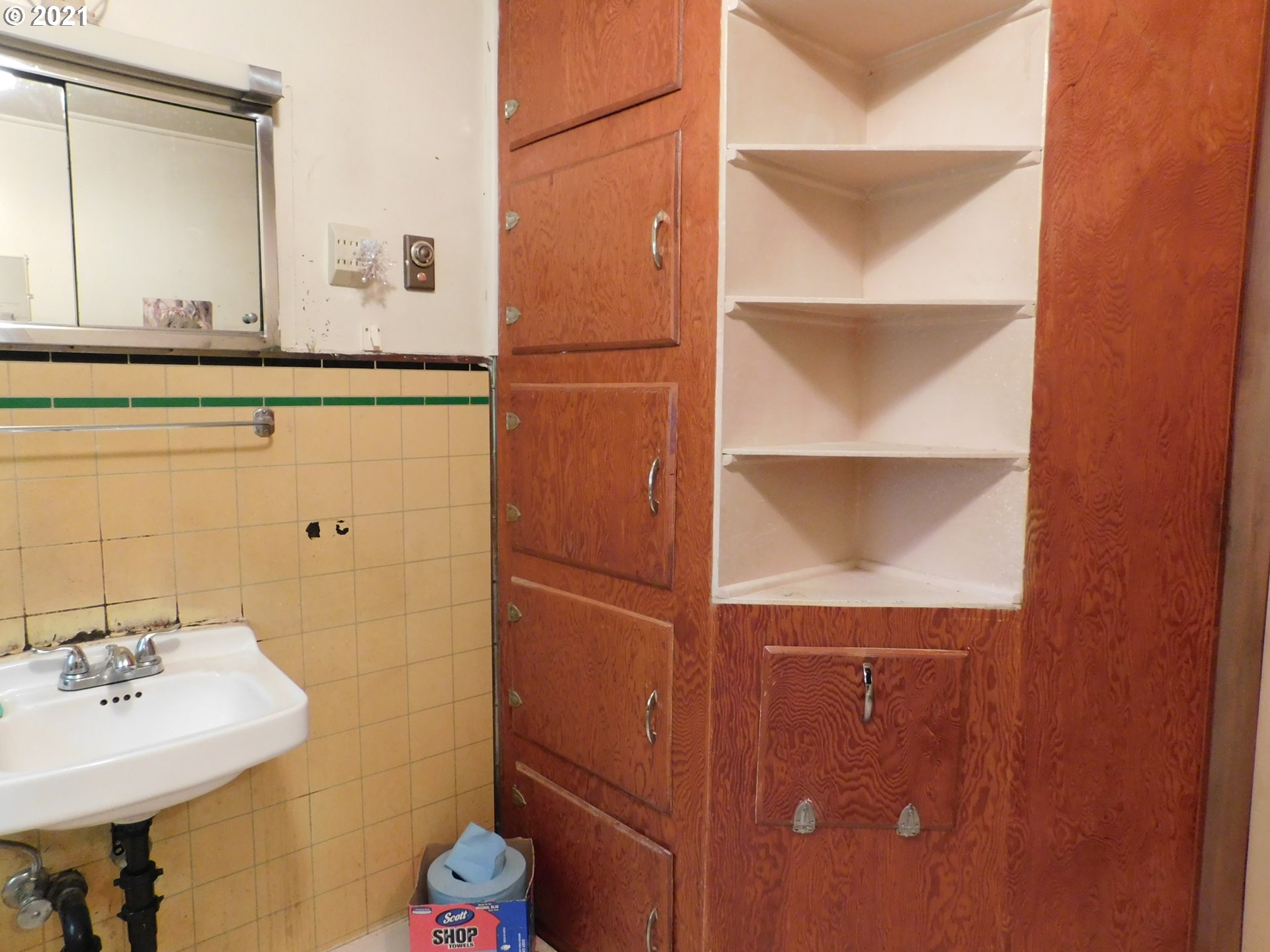 2330 Spruce Street Myrtle Point, OR 97458 - Photo 16 of 20 Gallery Image 16