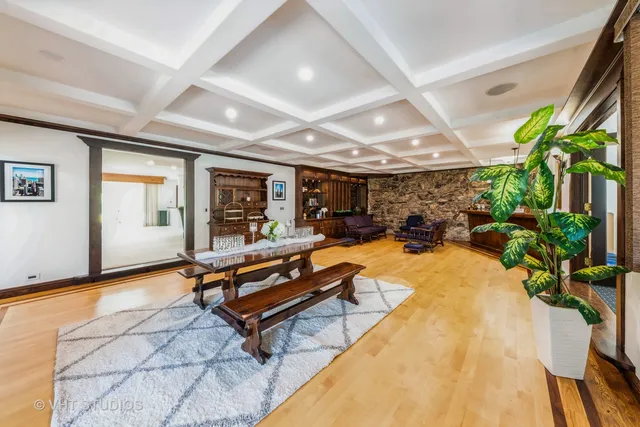 $1,150,000 | 37756-88 North Cedar Lake Road, Lake Villa, IL 60046