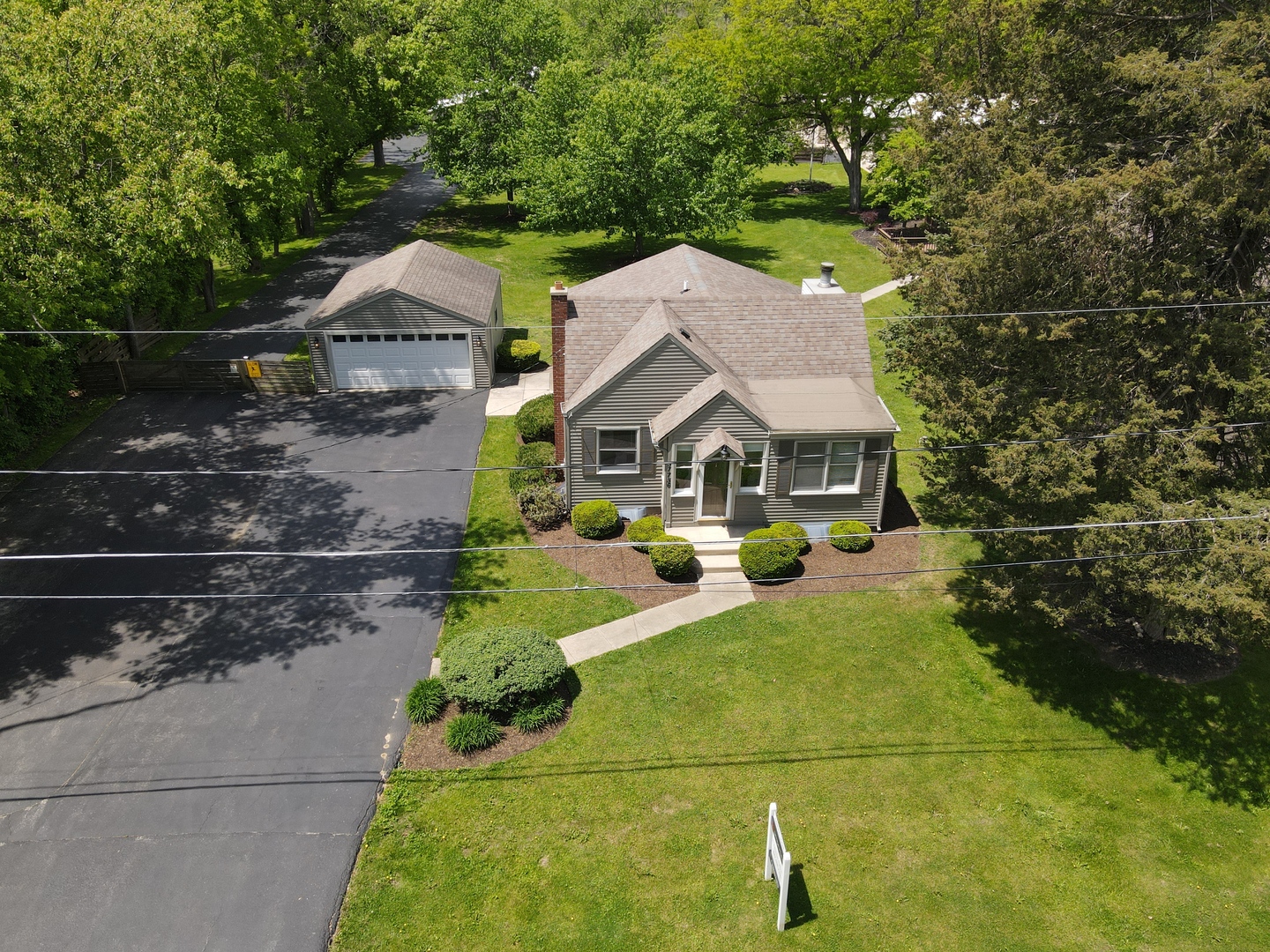 37756-88 North Cedar Lake Road Lake Villa, IL 60046 - Photo 47 of 79 a aerial view of a house with yard