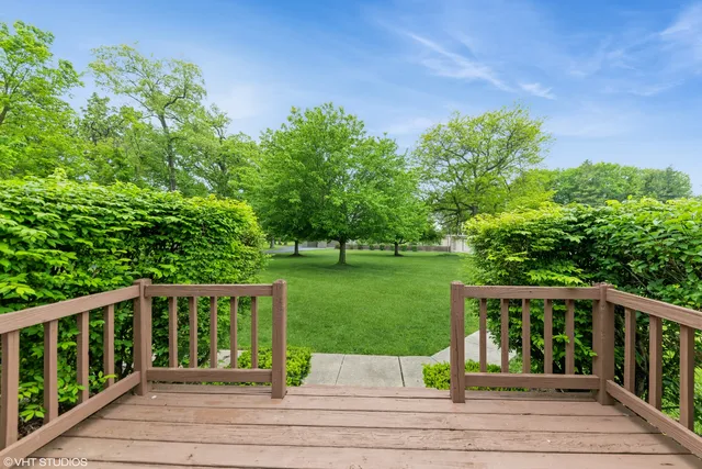 $1,150,000 | 37756-88 North Cedar Lake Road, Lake Villa, IL 60046