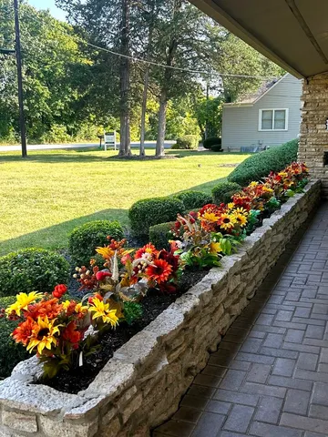 $1,150,000 | 37756-88 North Cedar Lake Road, Lake Villa, IL 60046