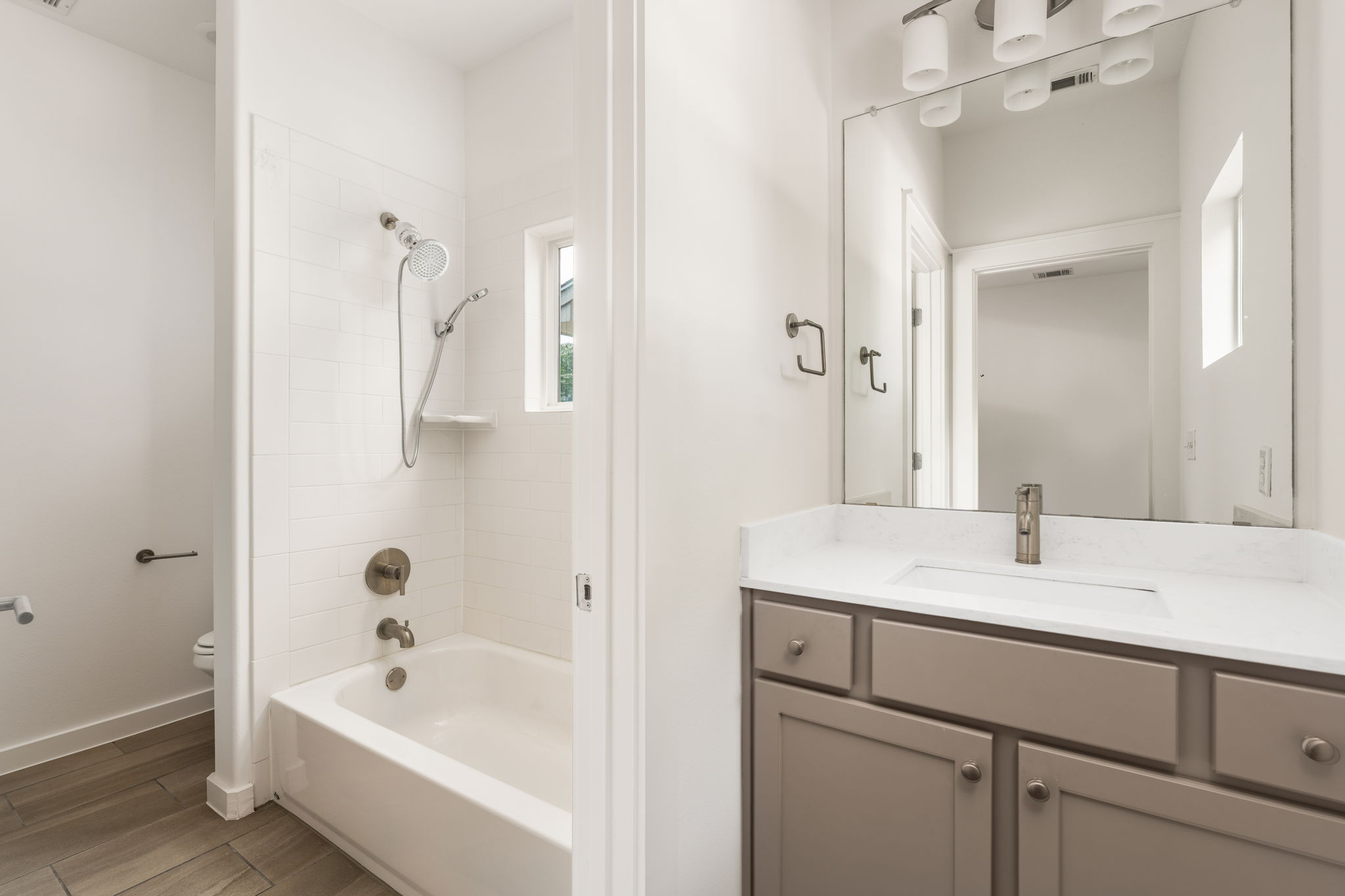 6800 Menchaca Road, Unit 9 Austin, TX 78745 - Photo 15 of 29