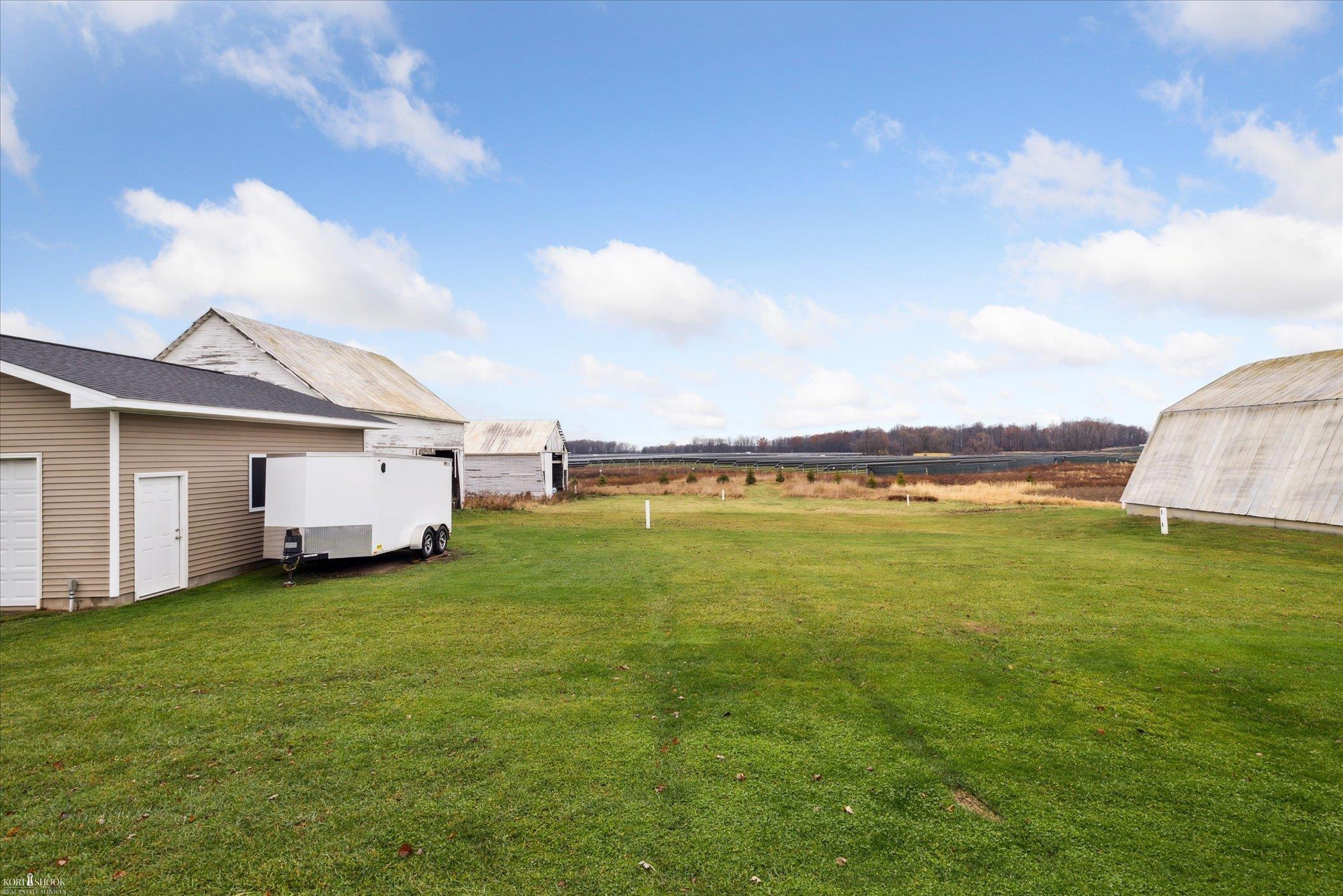 2638 Lyons Road Owosso, MI 48867 - Photo 29 of 36