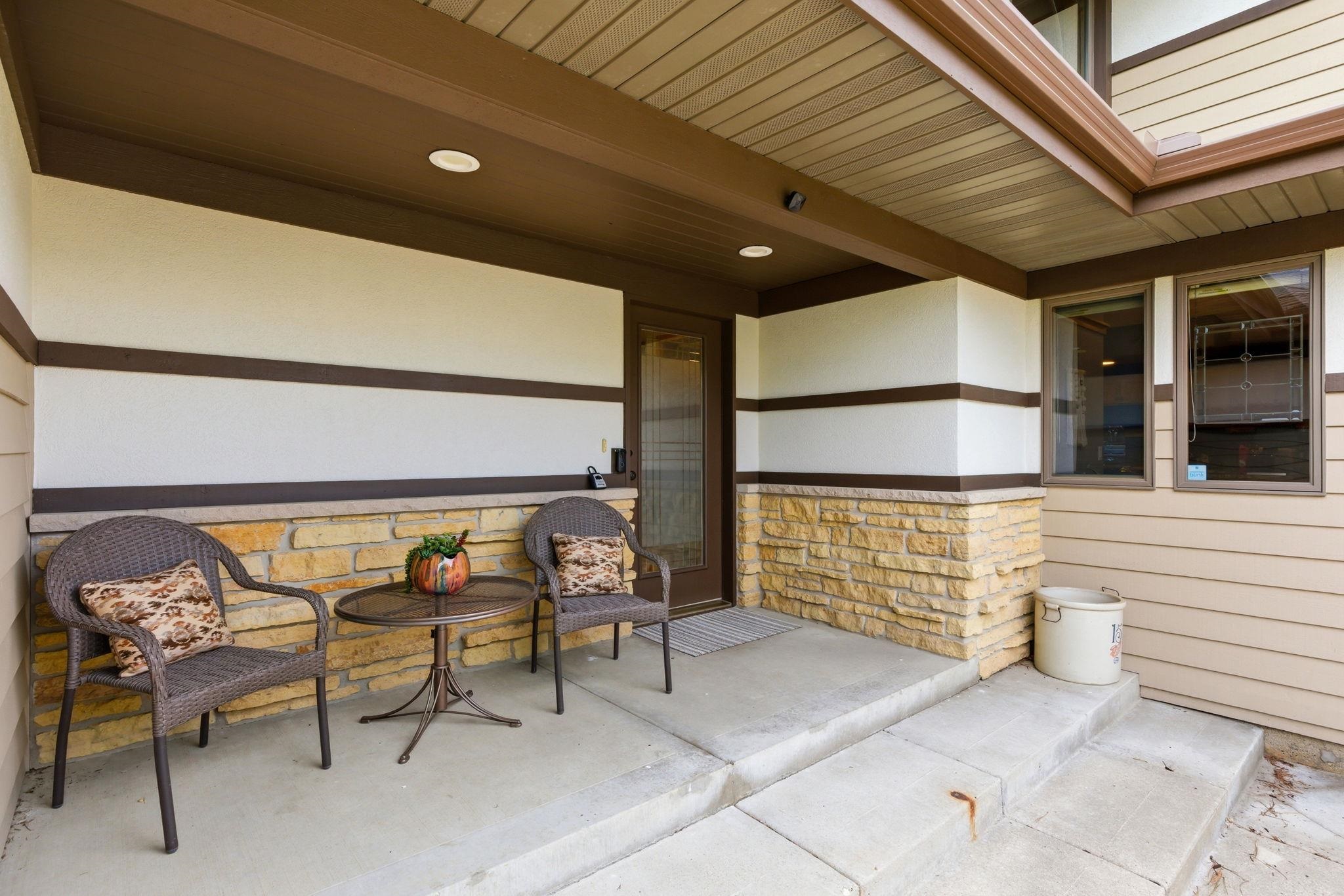 8901 Timber Wolf Trail Madison, WI 53717 - Photo 7 of 55