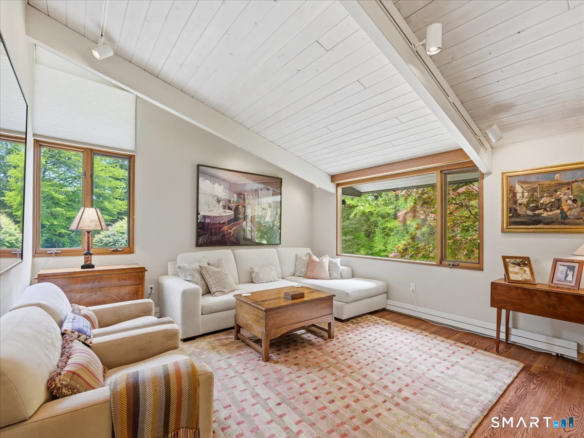111 Tipping Rock Road Stonington, CT 06378 - Photo 21 of 40 Family Room with Bed Space