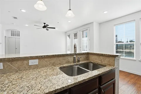 $269,950 | 950 Henderson Street, Unit 1214, Fort Worth, TX 76102