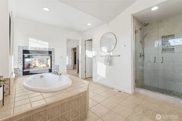 $1,795,000 | 25913 Southeast 159th Street, Issaquah, WA 98027