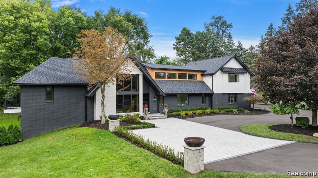 1367 West Long Lake Road Bloomfield Hills, MI 48302 - Photo 1 of 78 GetMedia.jpg
