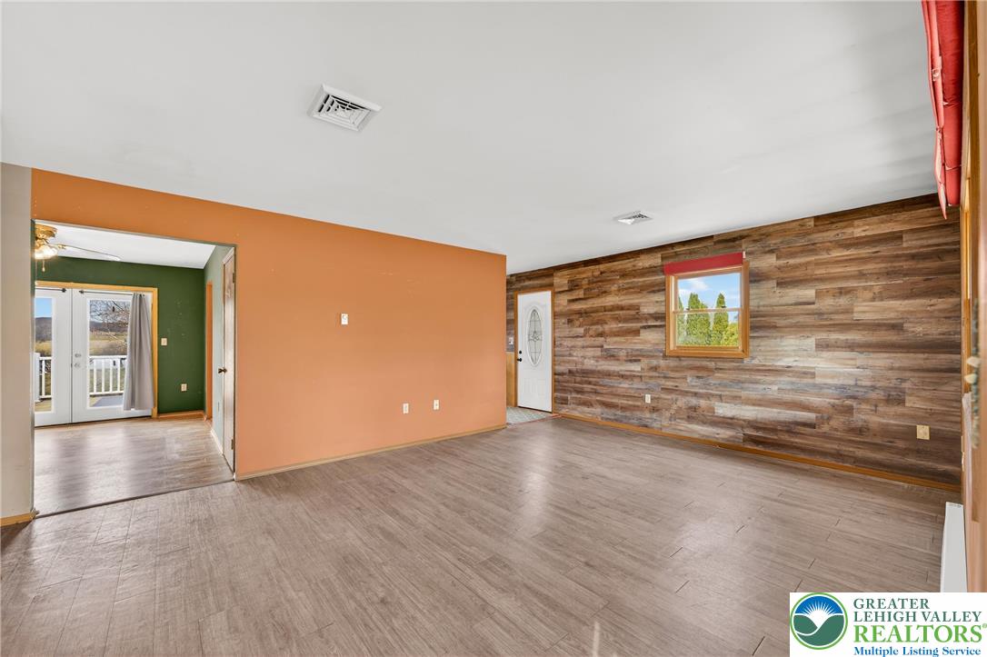 8161 Valley View Road Northampton, PA 18067 - Photo 11 of 52 Gallery Image 11