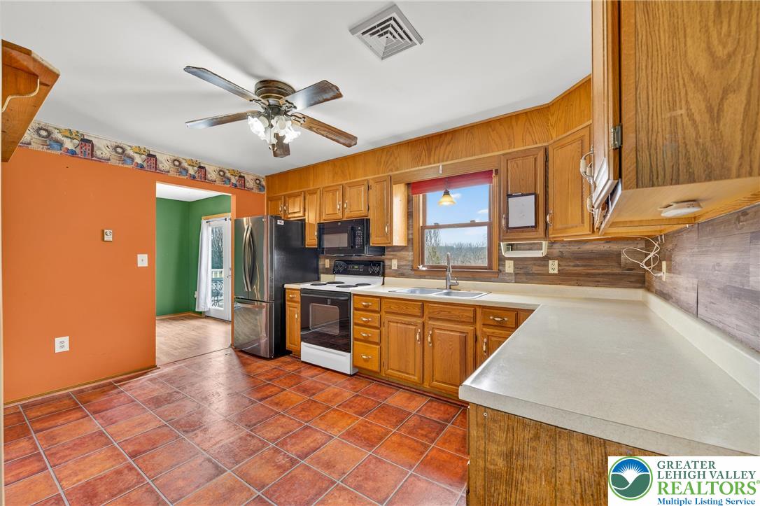 8161 Valley View Road Northampton, PA 18067 - Photo 14 of 52 Gallery Image 14