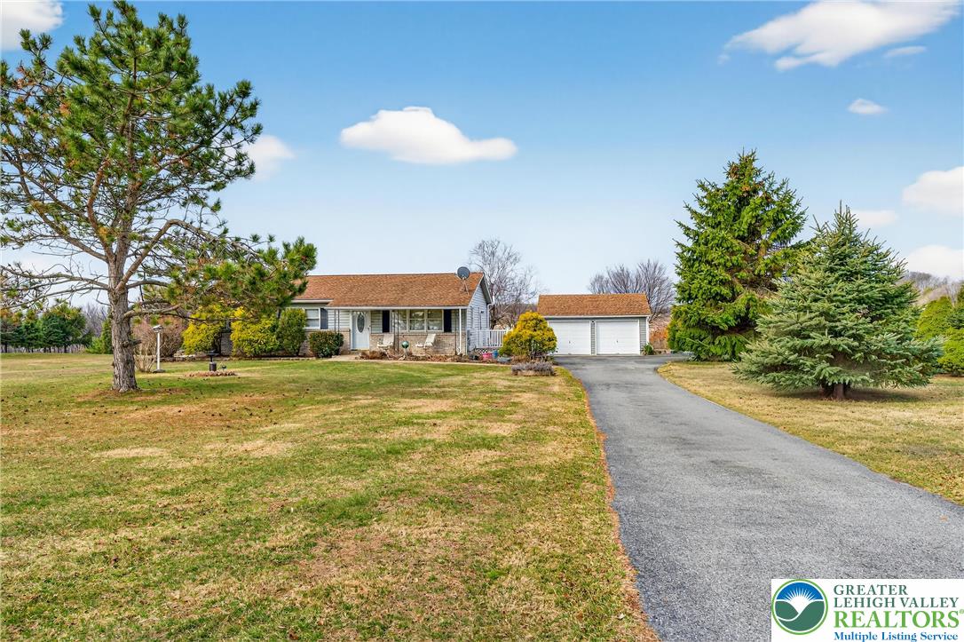 8161 Valley View Road Northampton, PA 18067 - Photo 4 of 52 Gallery Image 4