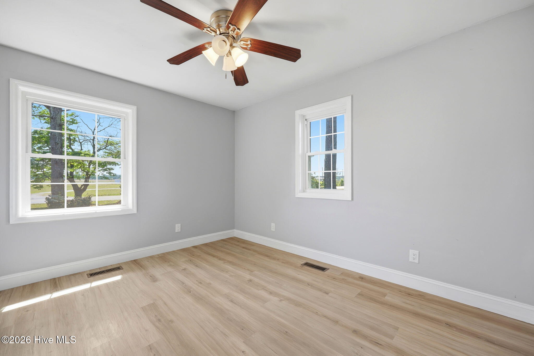 2013 Holland Road Greenville, NC 27834 - Photo 15 of 46 44-web-or-mls-IMG_0059