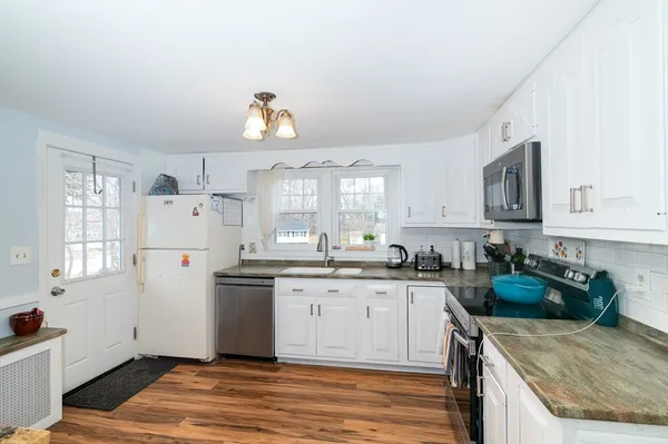 $629,900 | 599 Union Street, Braintree, MA 02184