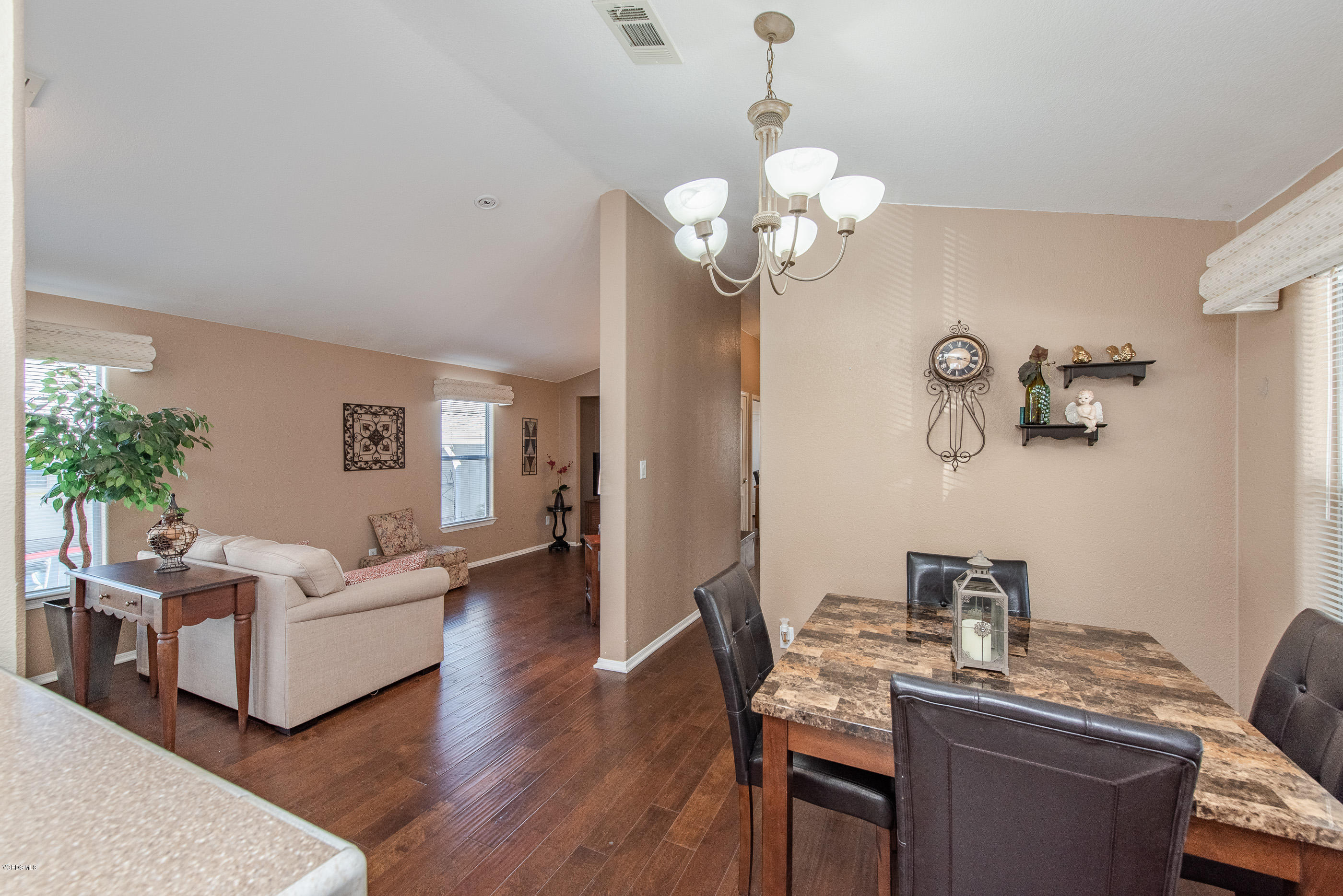 195 Tierra Rejada Road, Unit 79 Simi Valley, CA 93065 - Photo 12 of 40 195 Tierra Rejada Rd Simi Valley #79-12