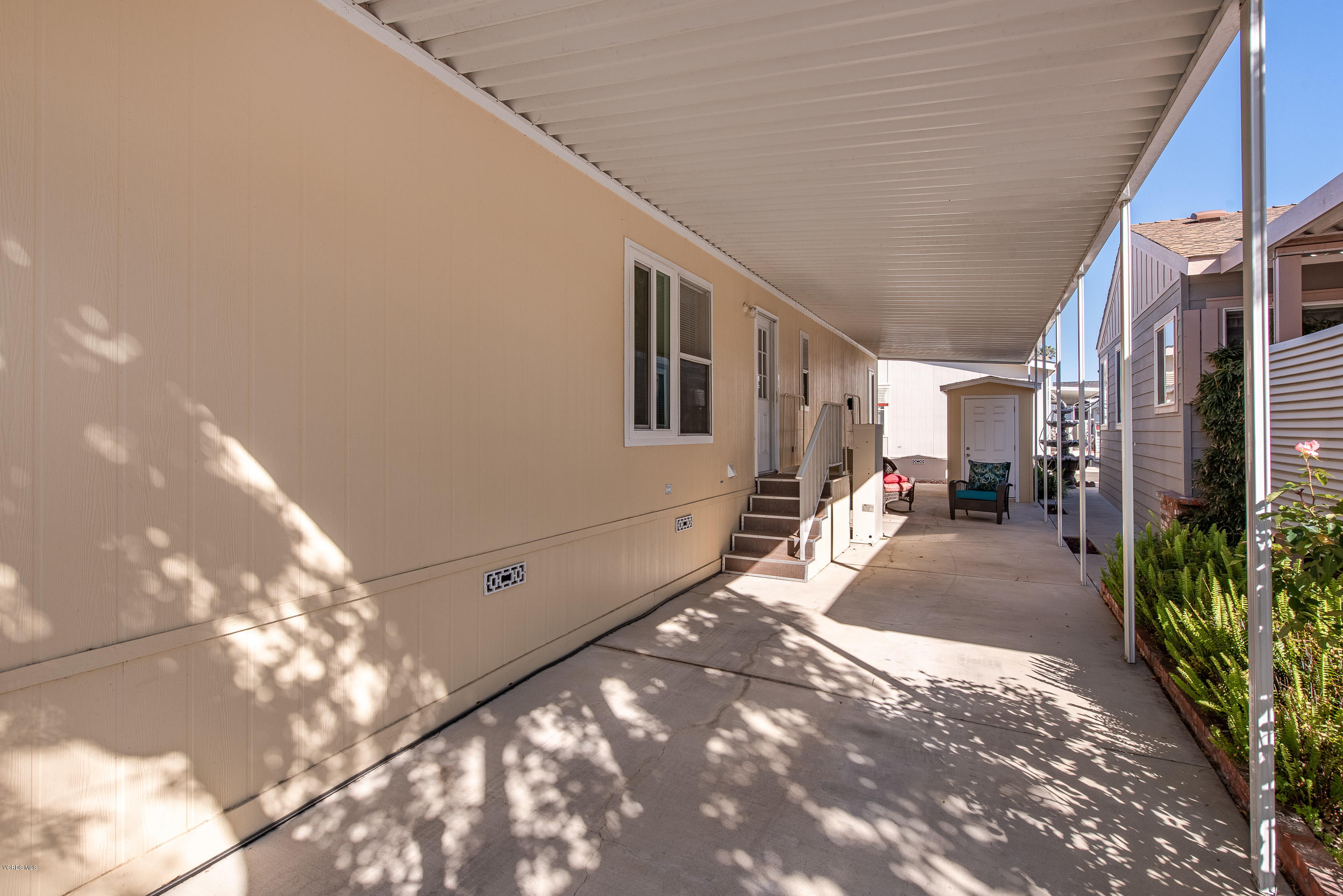 195 Tierra Rejada Road, Unit 79 Simi Valley, CA 93065 - Photo 3 of 40 195 Tierra Rejada Rd Simi Valley #79-3