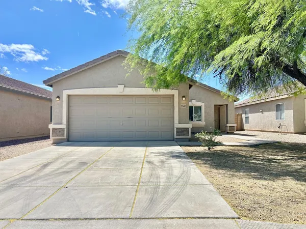 $1,795 | 2547 East San Manuel Road, San Tan Valley, AZ 85143