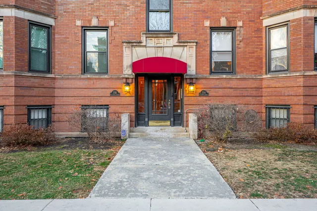 $275,000 | 2316 West Cortez Street, Unit GW, Chicago, IL 60622