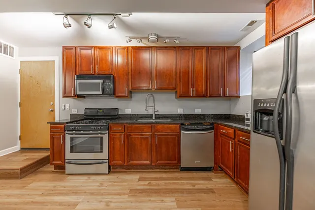 $275,000 | 2316 West Cortez Street, Unit GW, Chicago, IL 60622