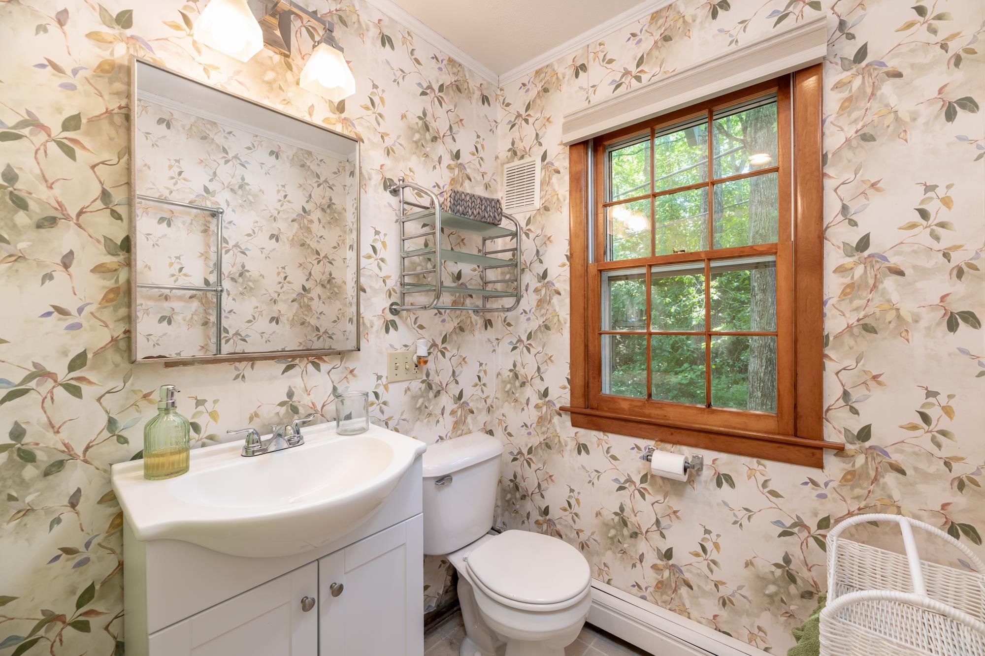 84 Maple Circle Sanbornton, NH 03269 - Photo 12 of 27