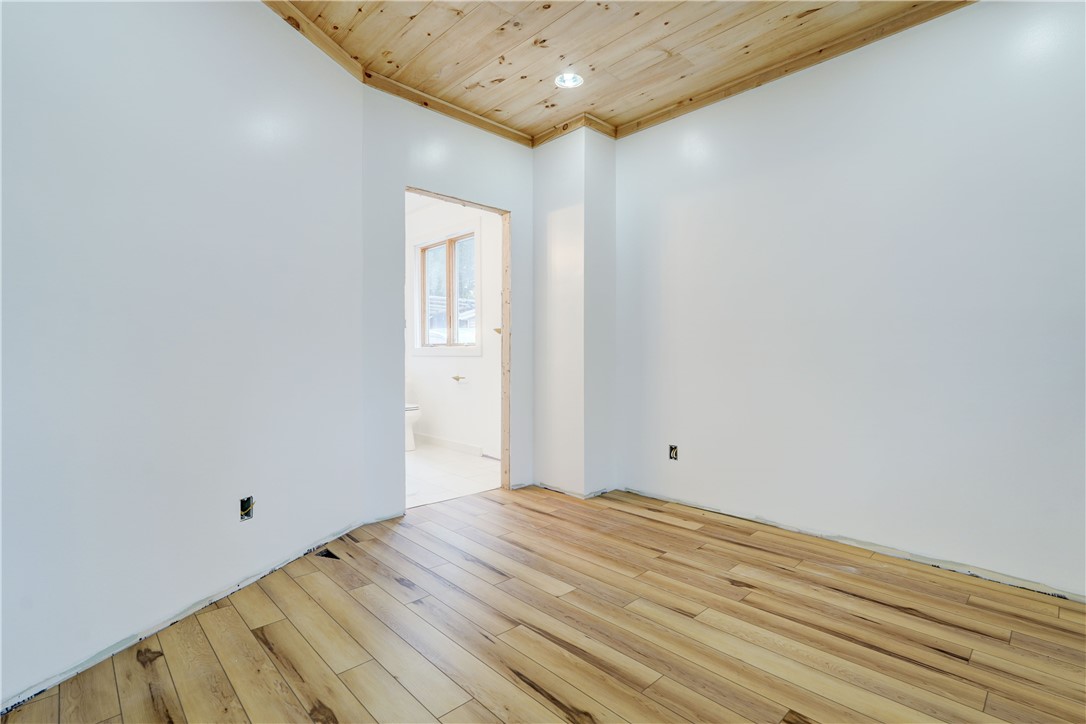 413 Caroline Street Rochester, NY 14620 - Photo 11 of 46