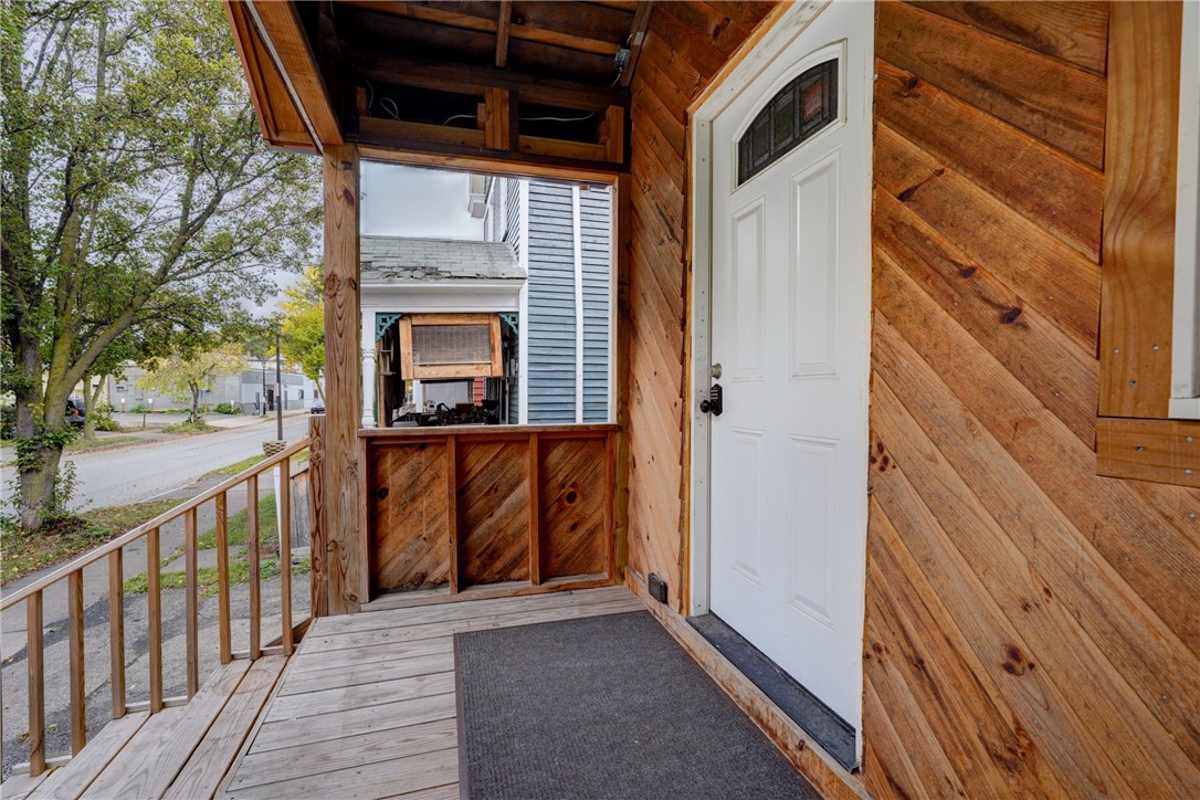 413 Caroline Street Rochester, NY 14620 - Photo 2 of 46