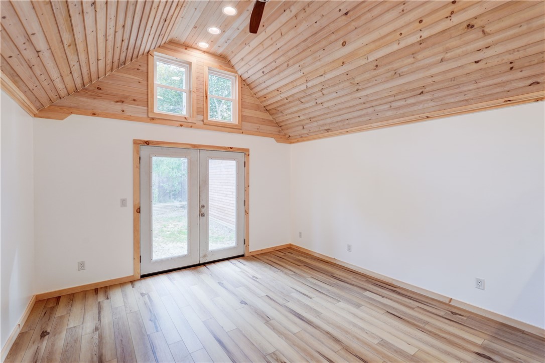 413 Caroline Street Rochester, NY 14620 - Photo 23 of 46