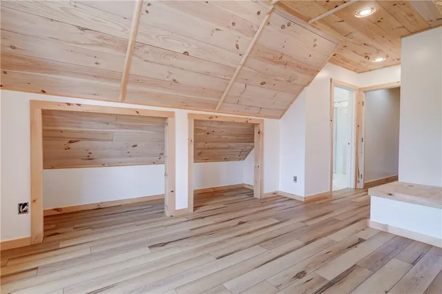 $2,795 | 413 Caroline Street, Rochester, NY 14620