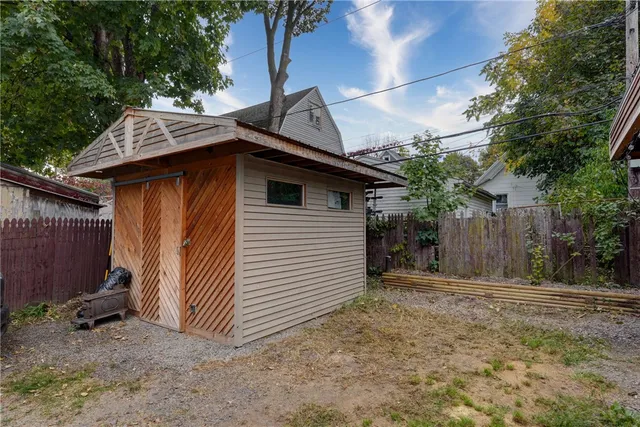 $2,795 | 413 Caroline Street, Rochester, NY 14620