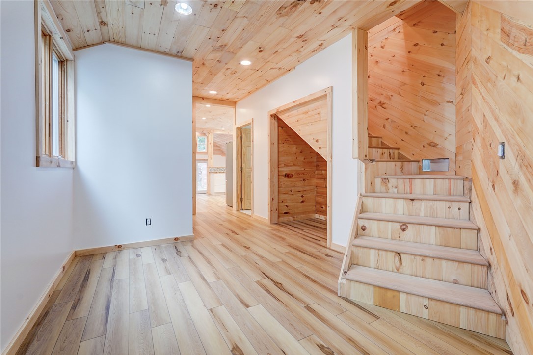 413 Caroline Street Rochester, NY 14620 - Photo 5 of 46