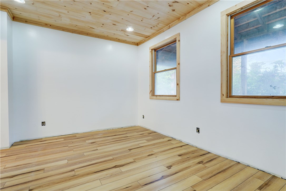 413 Caroline Street Rochester, NY 14620 - Photo 10 of 46