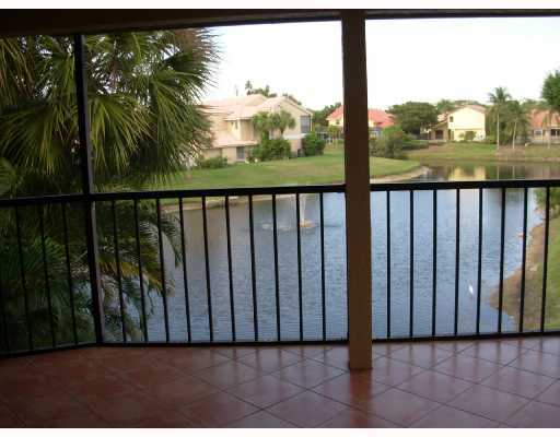 23212 Island View, Unit F Boca Raton, FL 33433 - Photo 4 of 16 Additional Photo