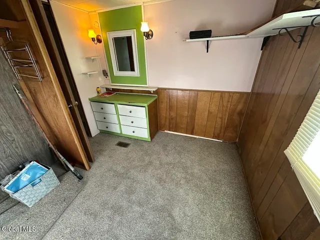 $1,500 | 98 Point Breeze Road, Saratoga Springs, NY 12866