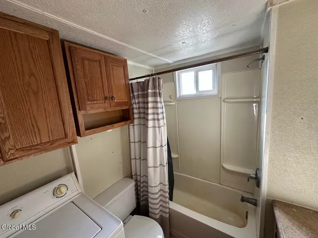 $1,500 | 98 Point Breeze Road, Saratoga Springs, NY 12866