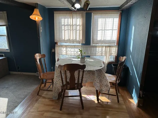 $1,500 | 98 Point Breeze Road, Saratoga Springs, NY 12866