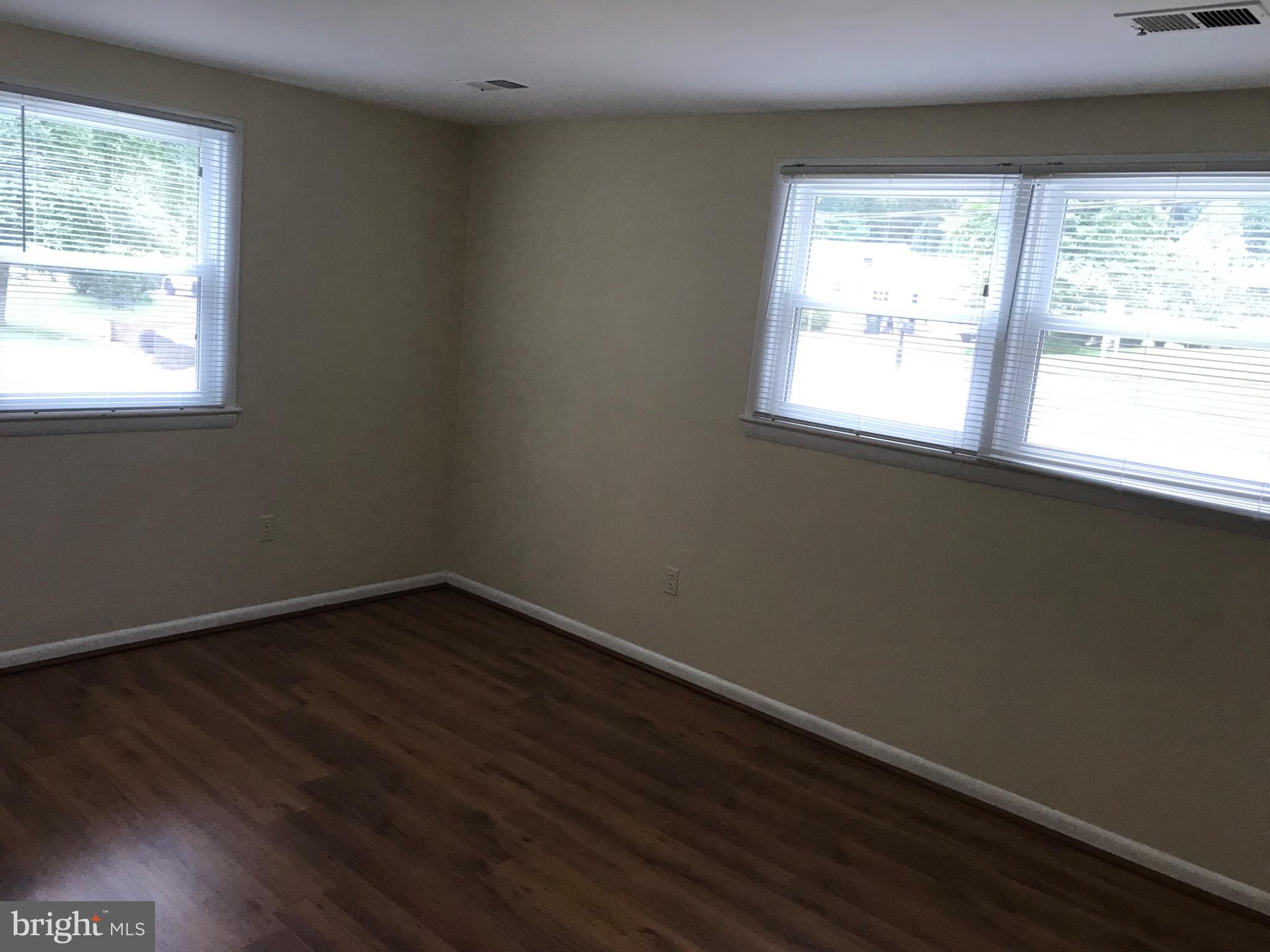 113 Kingsley Road Southwest Vienna, VA 22180 - Photo 20 of 40 Bright and airy corner room retreat.