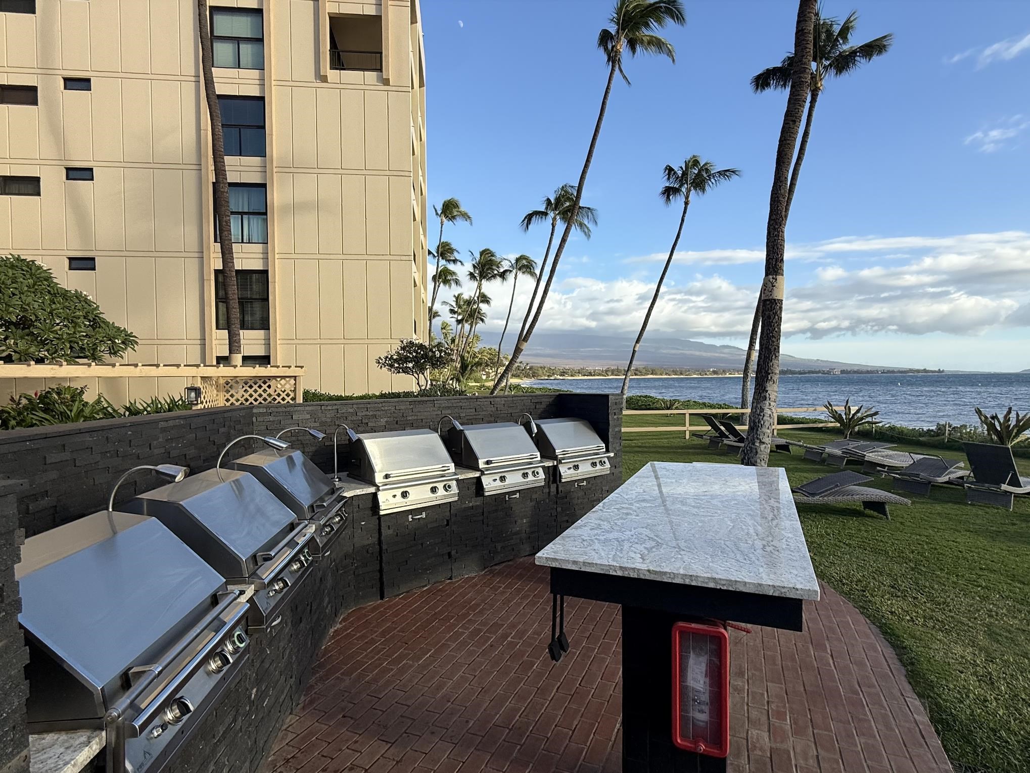 145 North Kihei Road, Unit 103 Kihei, HI 96753 - Photo 39 of 49 a ocean view with sitting space