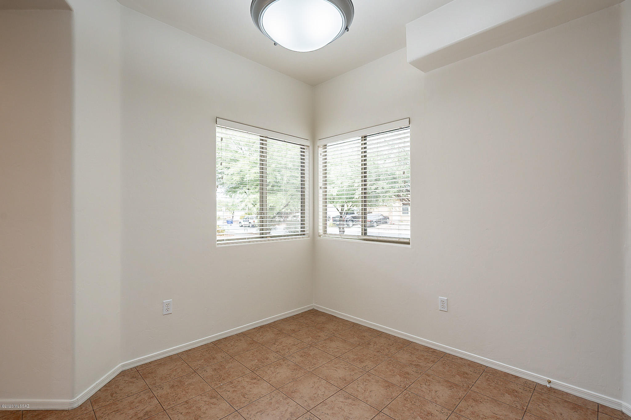 6660 East Gehrig Lane Tucson, AZ 85756 - Photo 11 of 43