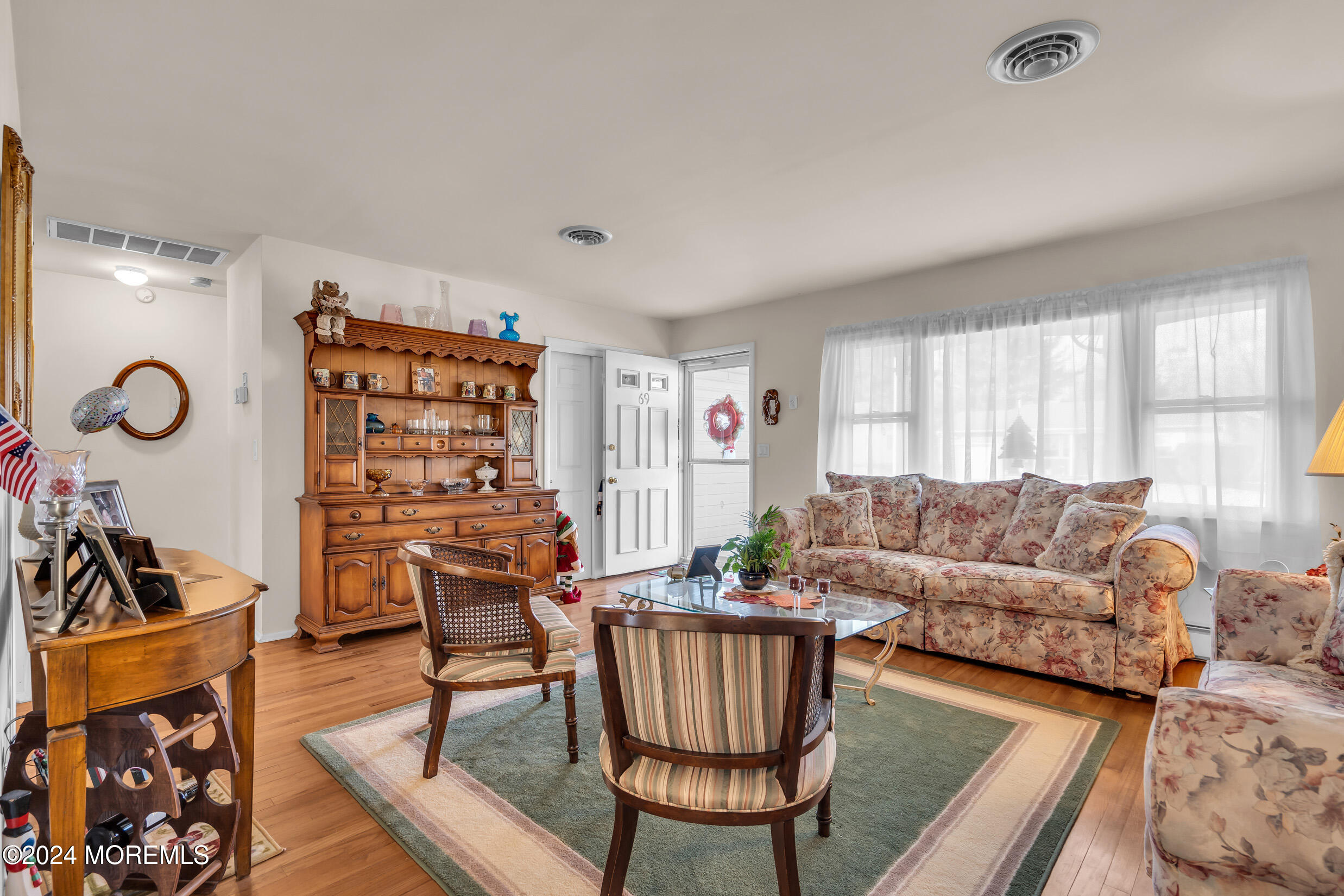 69 Eton Road Toms River, NJ 08757 - Photo 13 of 34 5 (9)