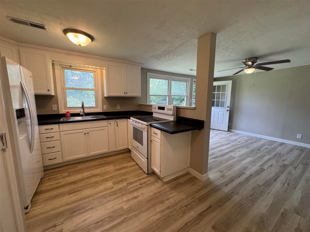 230 D D Morgan Road Russellville, KY 42276 - Photo 4 of 25 Gallery Image 4