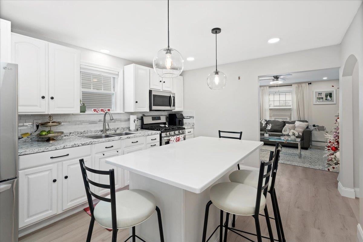 11 Lincoln Street Manchester, NH 03103 - Photo 7 of 47