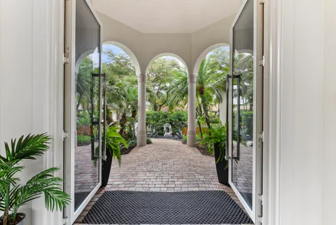 $2,260,000 | 1120 Southwest 21st Avenue, Boca Raton, FL 33486