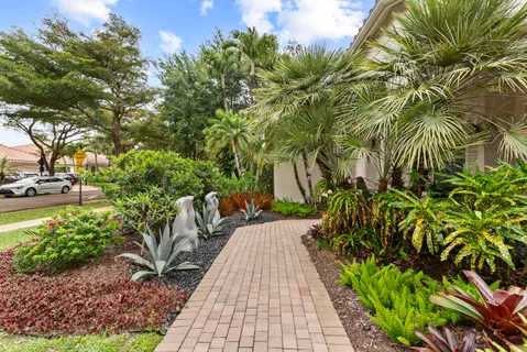 $2,260,000 | 1120 Southwest 21st Avenue, Boca Raton, FL 33486