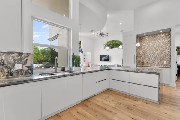 $2,260,000 | 1120 Southwest 21st Avenue, Boca Raton, FL 33486